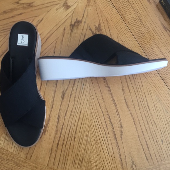 Sandals Ellen DeGeneres slip on never worn size 11 - Picture 2 of 3